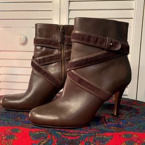 Cole Haan Brown Leather Booties size 8.5 Nike Air